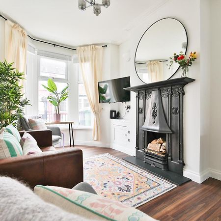 Fresh Cardiff Bay 2 Bedroom House- 3 Tv'S Luaran gambar