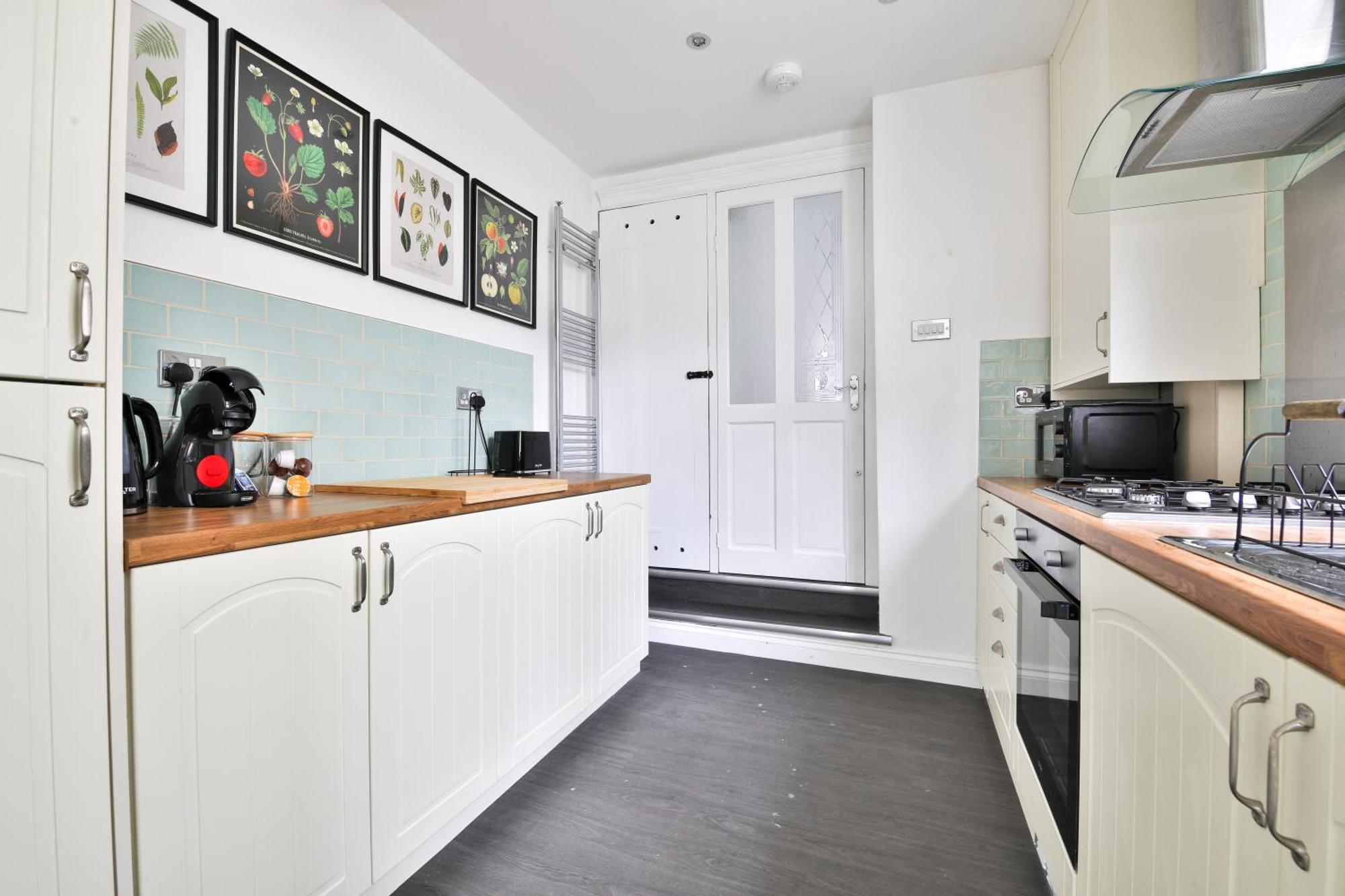 Fresh Cardiff Bay 2 Bedroom House- 3 Tv'S Luaran gambar